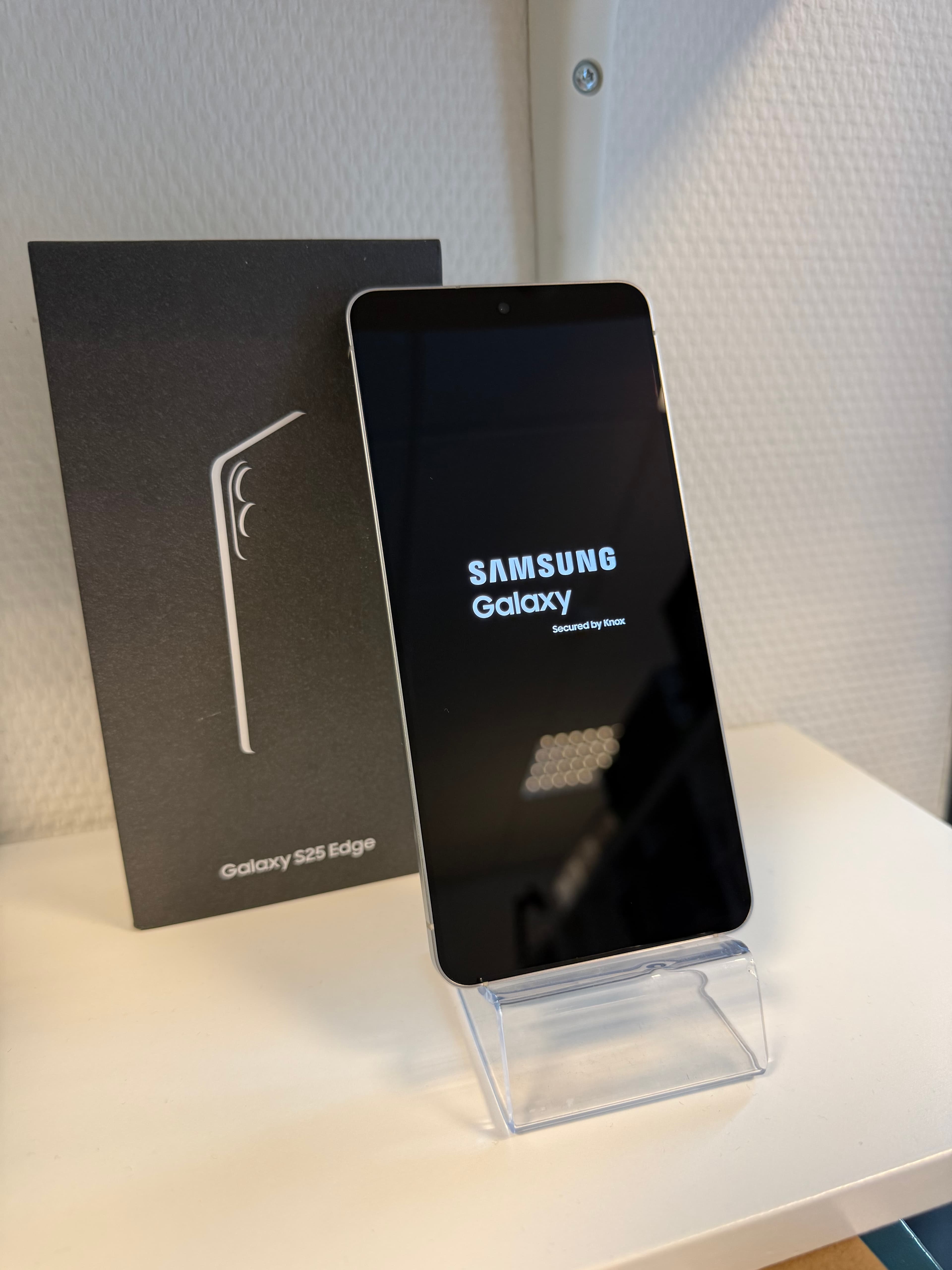 S25 Edge