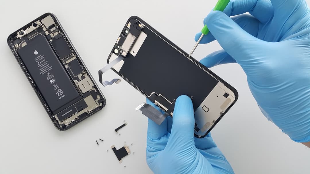 Reparatie van apparaten bij JTB Media